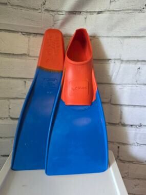 Finis Long Floating Fins Size US  5-7